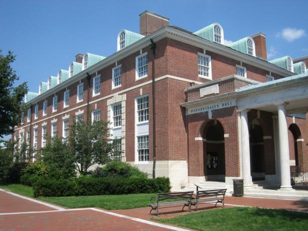 Mergenthaler Hall na Uniwersytecie Johnsa Hopkinsa