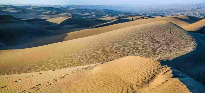 Endless Dune In Taklamakan Desert